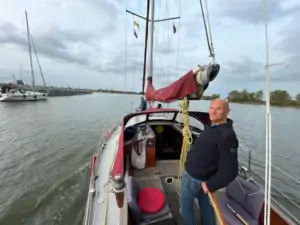 Naar de sluis in Enkhuizen